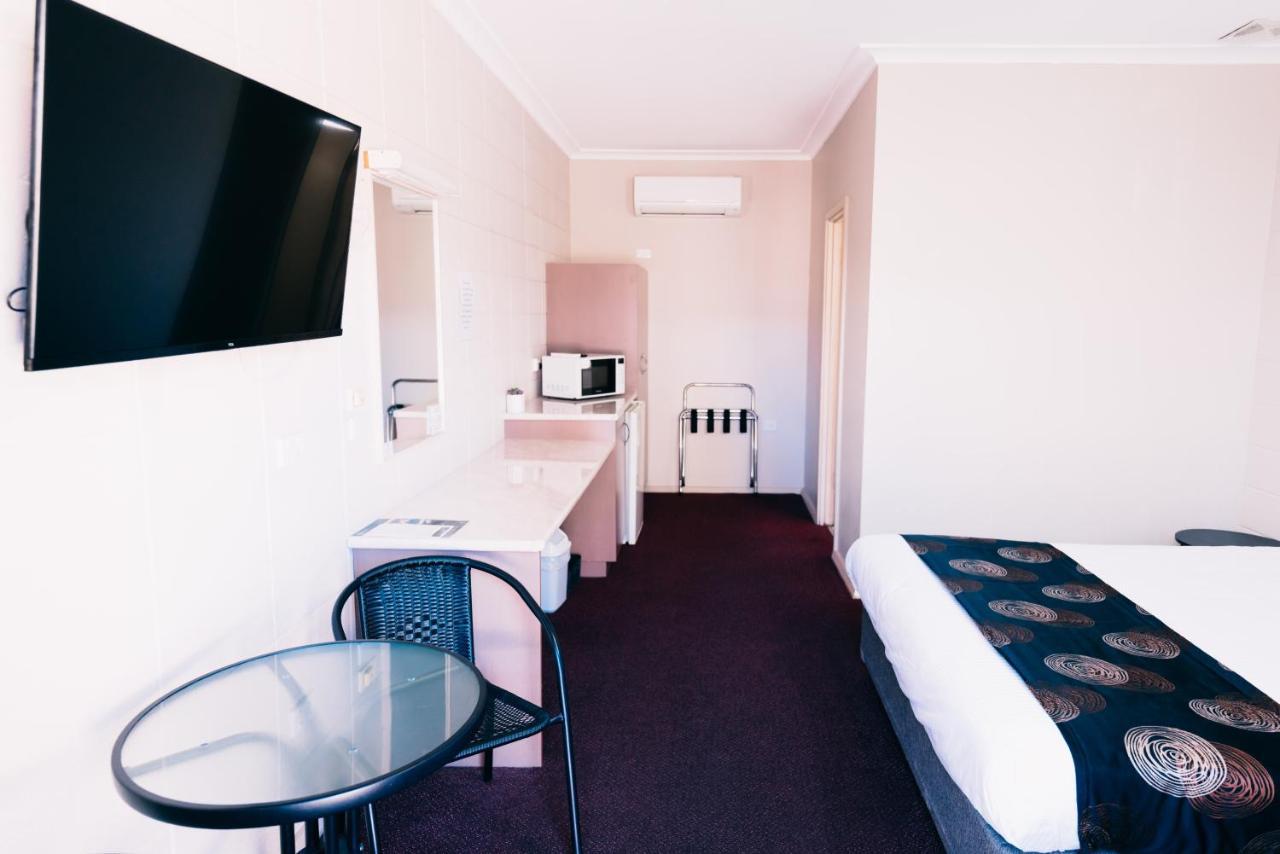 Motel Poinsettia Port Augusta Esterno foto